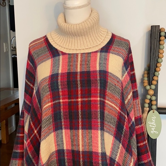 JANICE RED PLAID TURTLENECK PONCHO - Picture 2 of 11